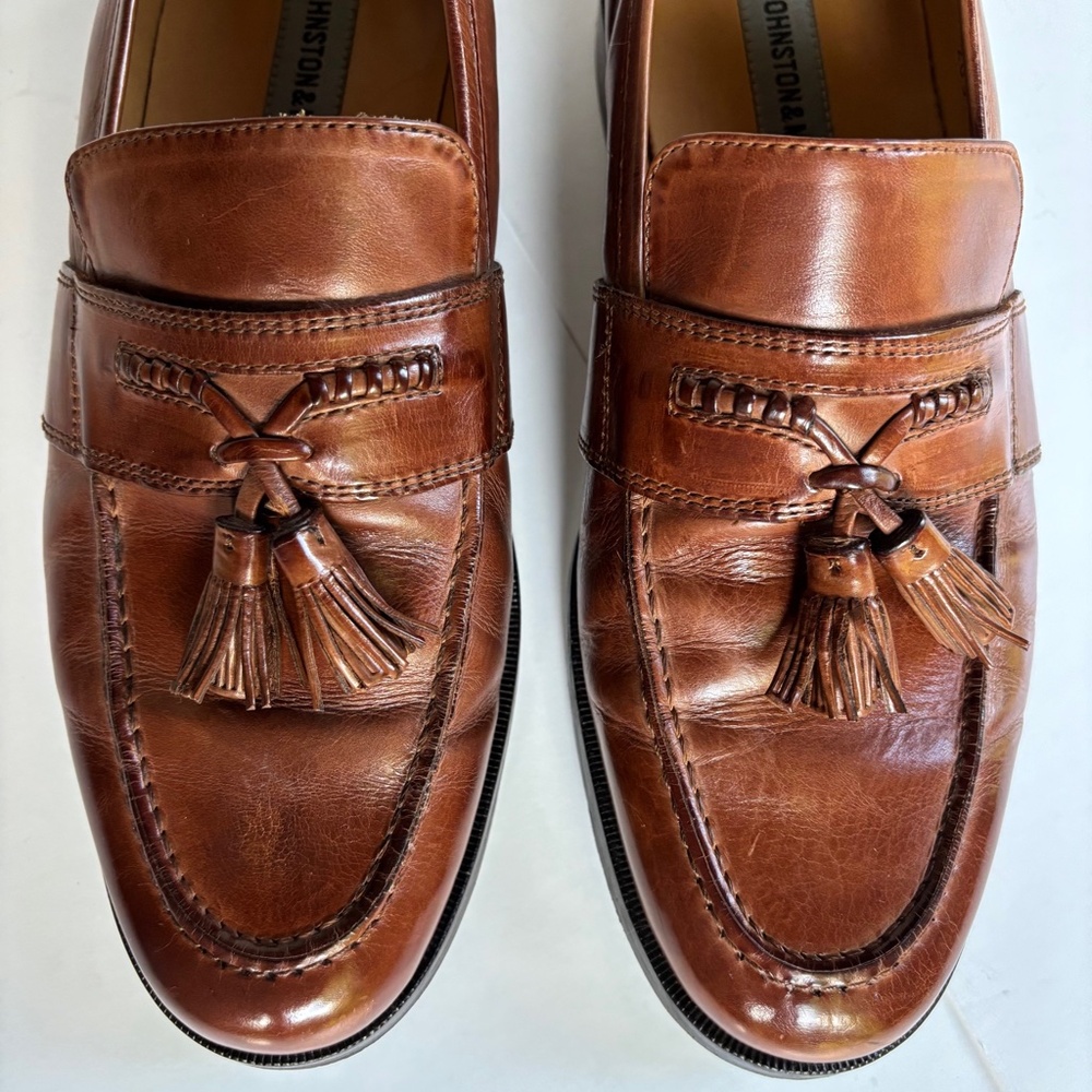 Johnston & Murphy Cresswell Tassel Loafer - Picture 2 of 7